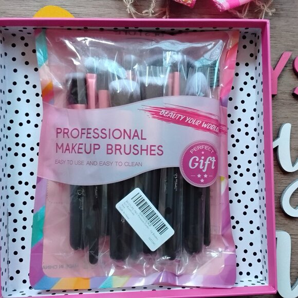 Professional Makeup Brush Set 16pcs Brand New!!! - Picture 3 of 4